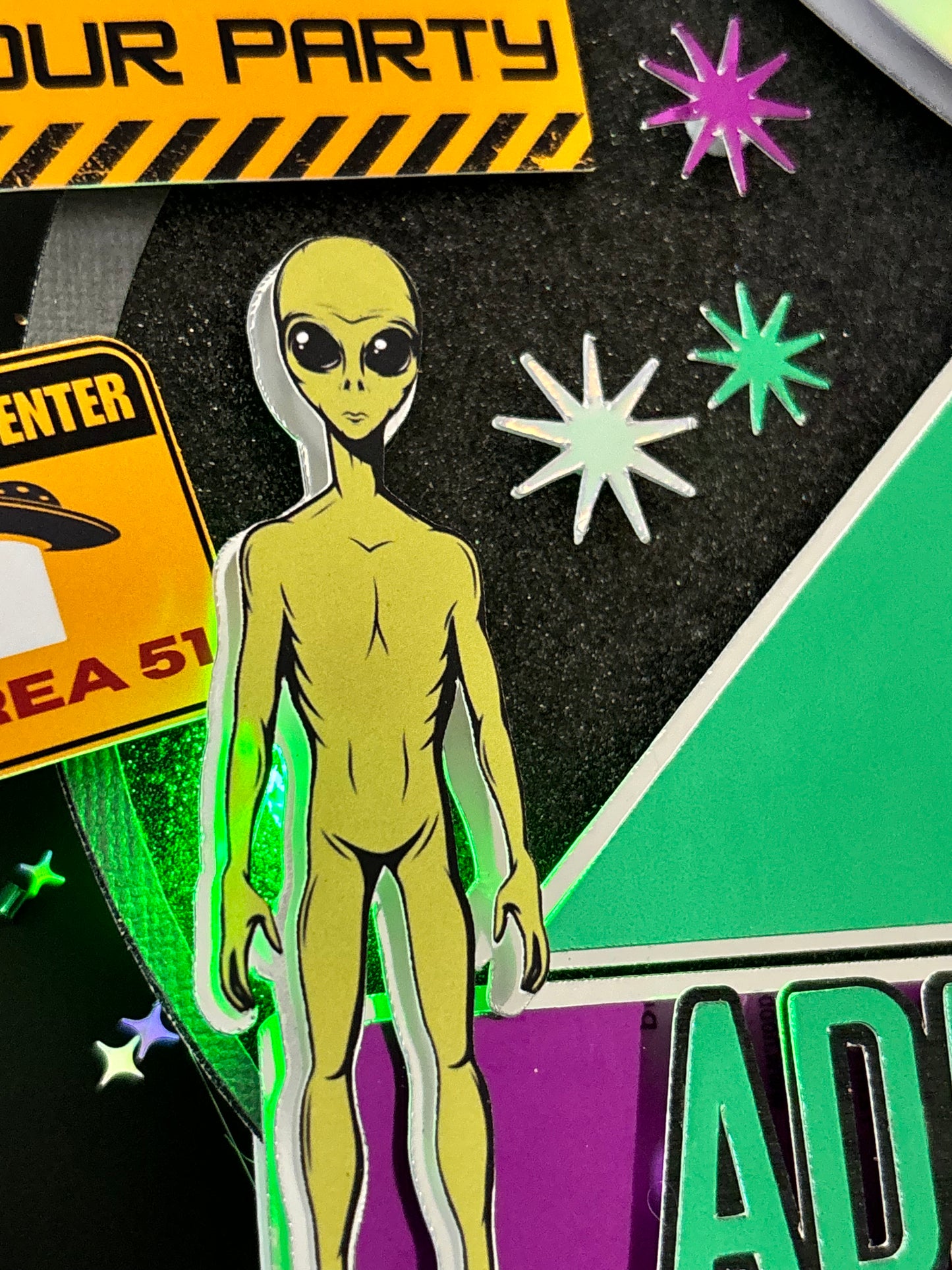 *LIGHT UP* Alien UFO Cake Topper
