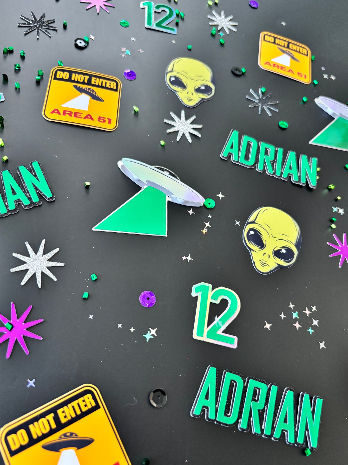 Alien UFO Table Confetti *Personalized*