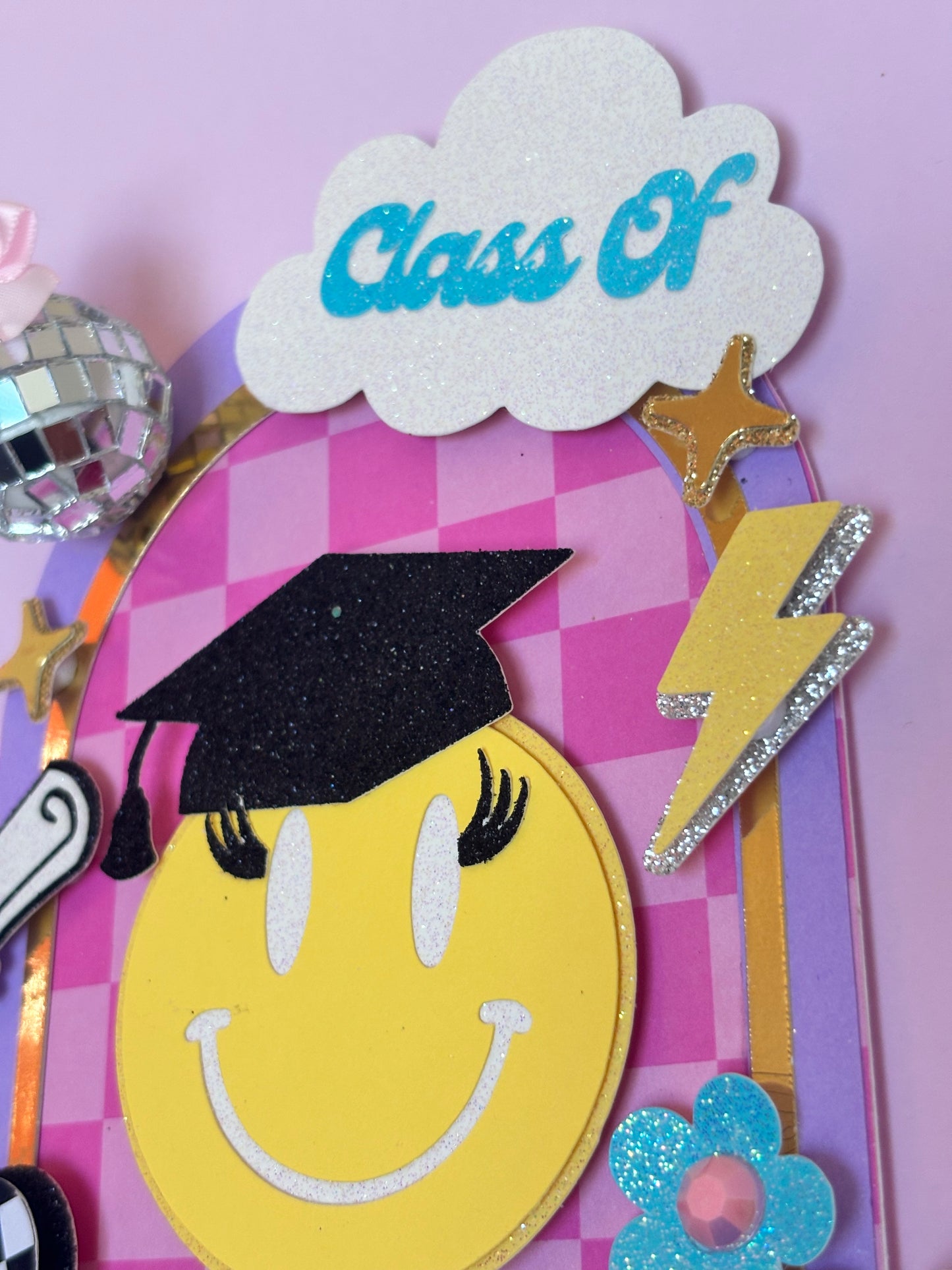 Smiley Graduation 2026 Cake Topper