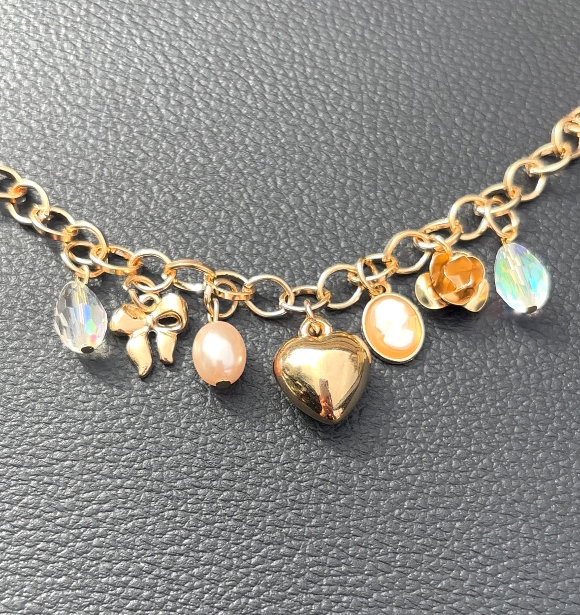 Elegant Gold Heart Car Charm