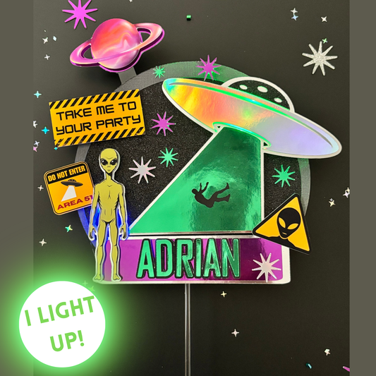 *LIGHT UP* Alien UFO Cake Topper