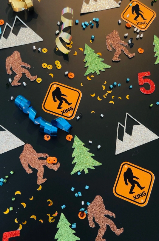 Sasquatch Party Table Confetti